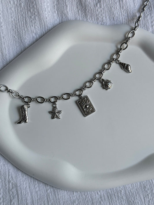 Collier Ona