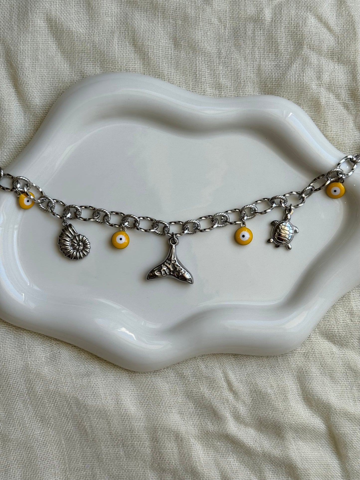 Collier Ilana