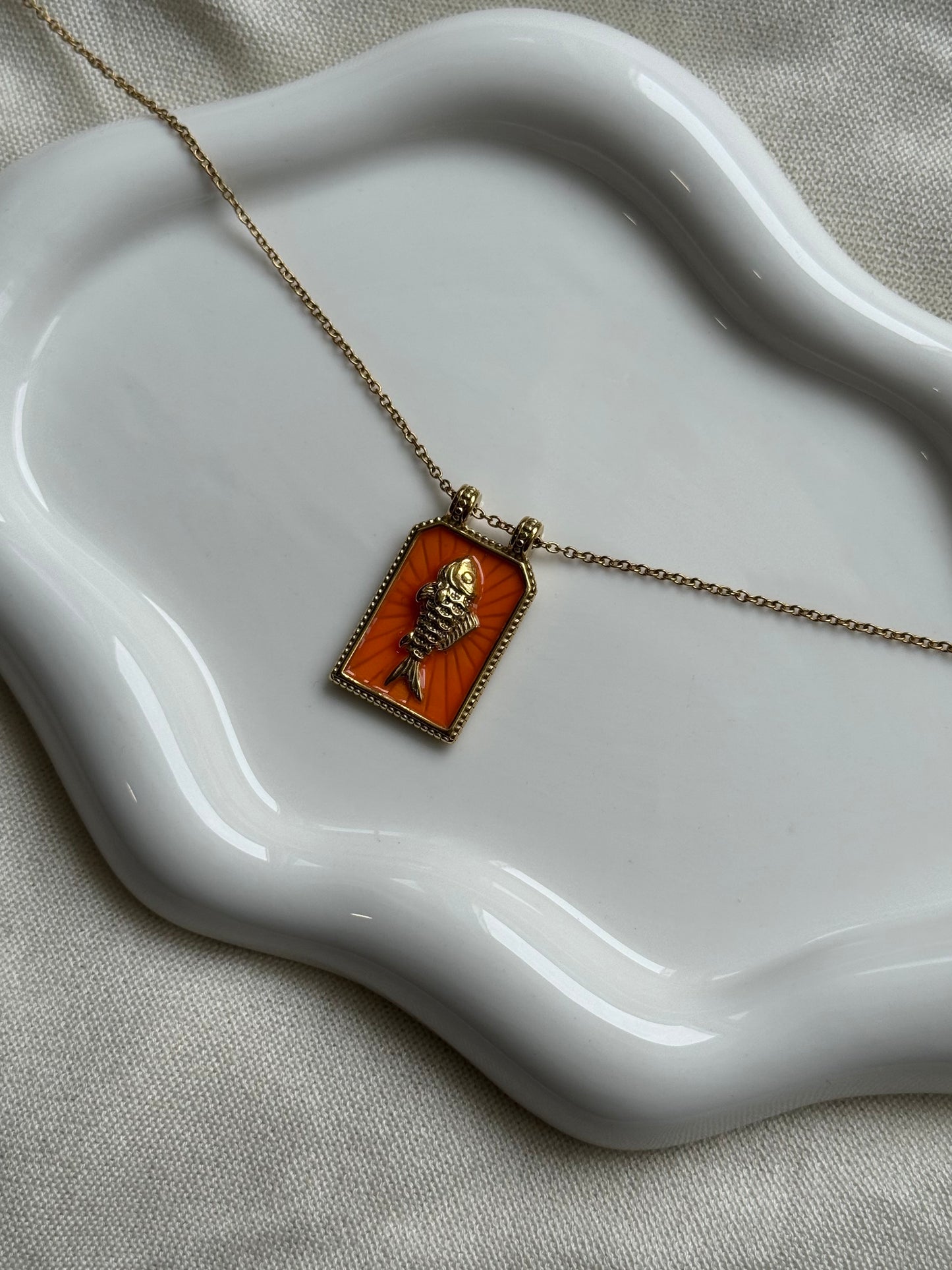 Collier Mira