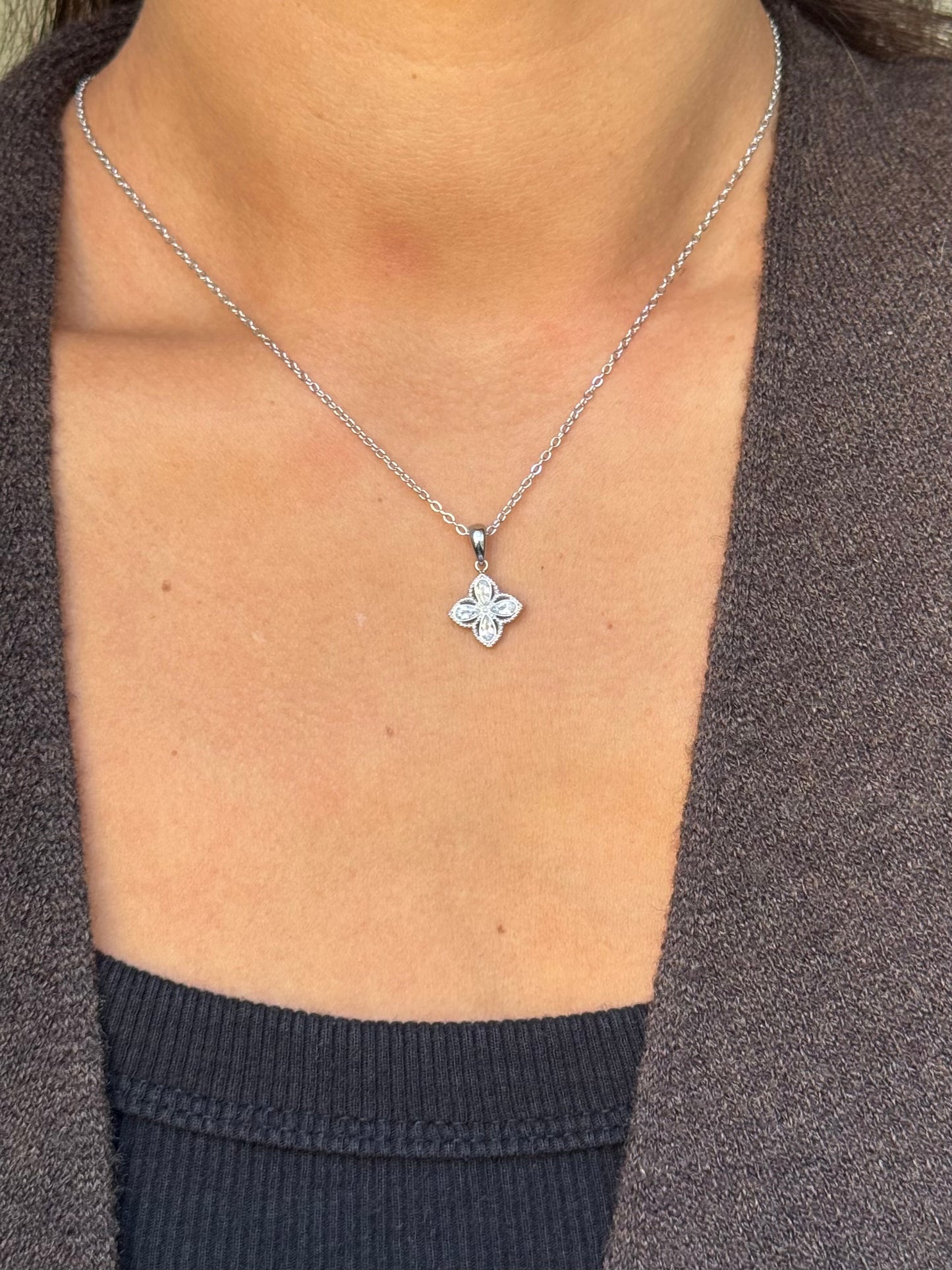 Collier trèfle