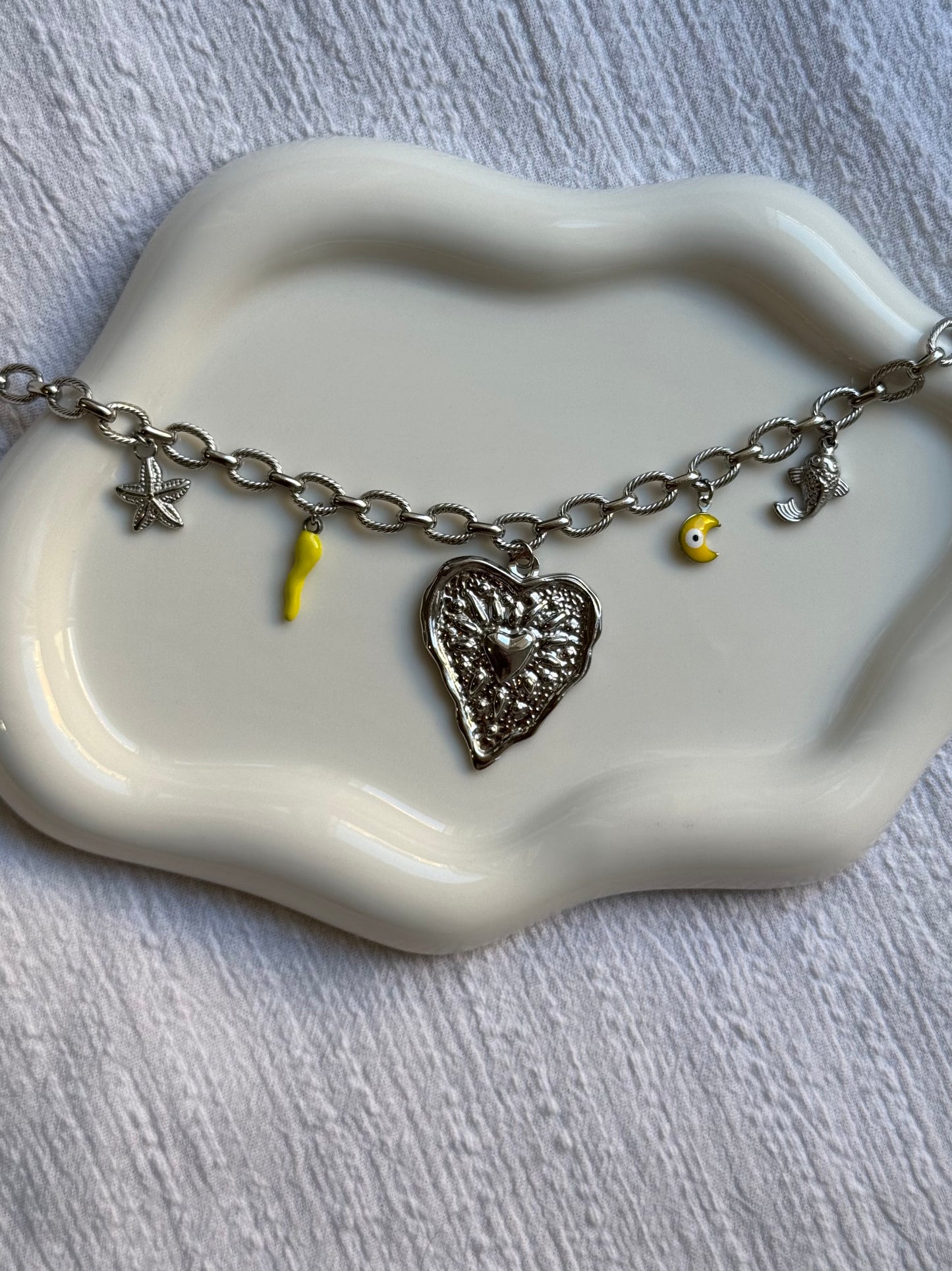 Collier Yellow