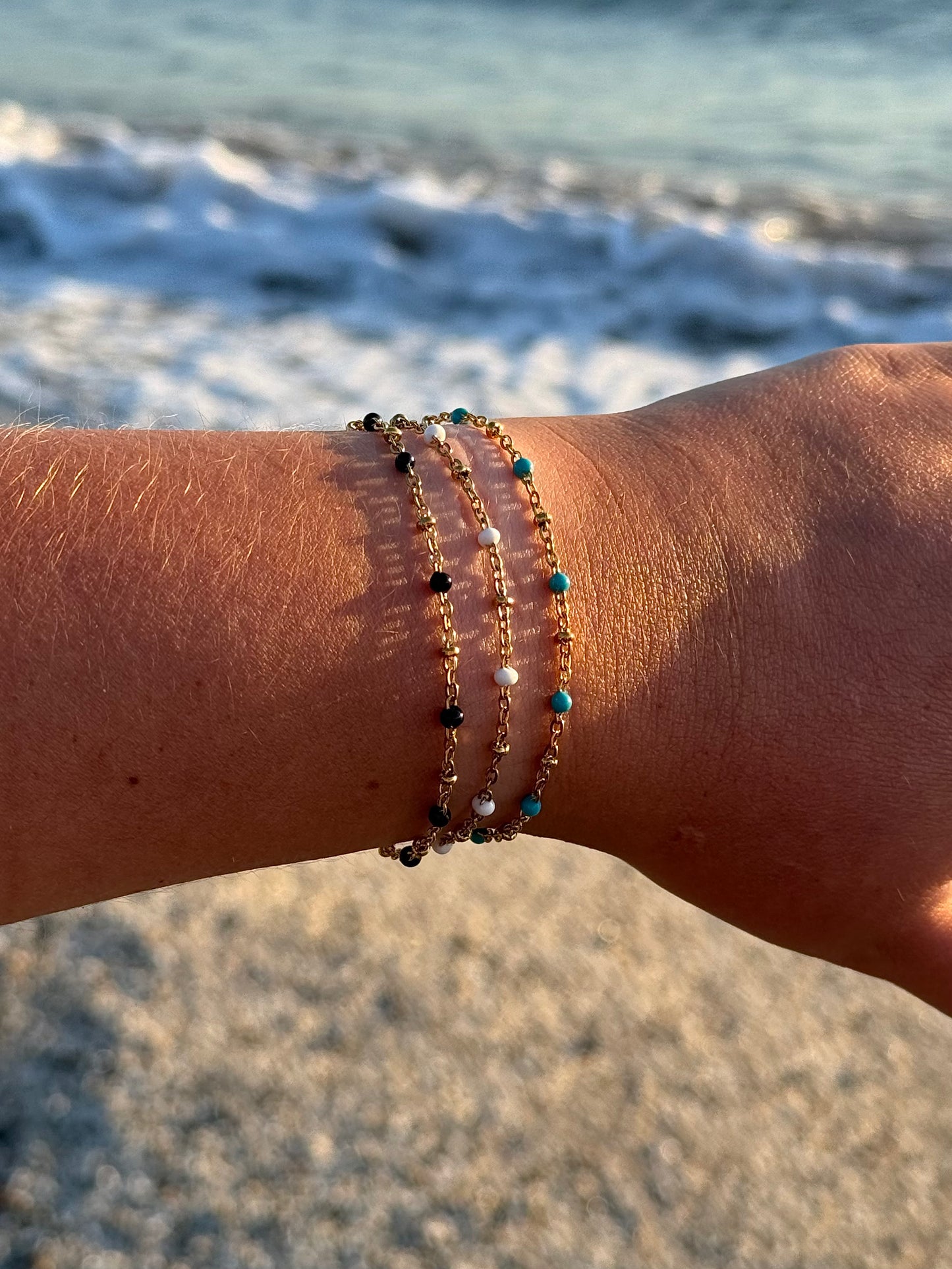 Bracelet perles colorées - Doré