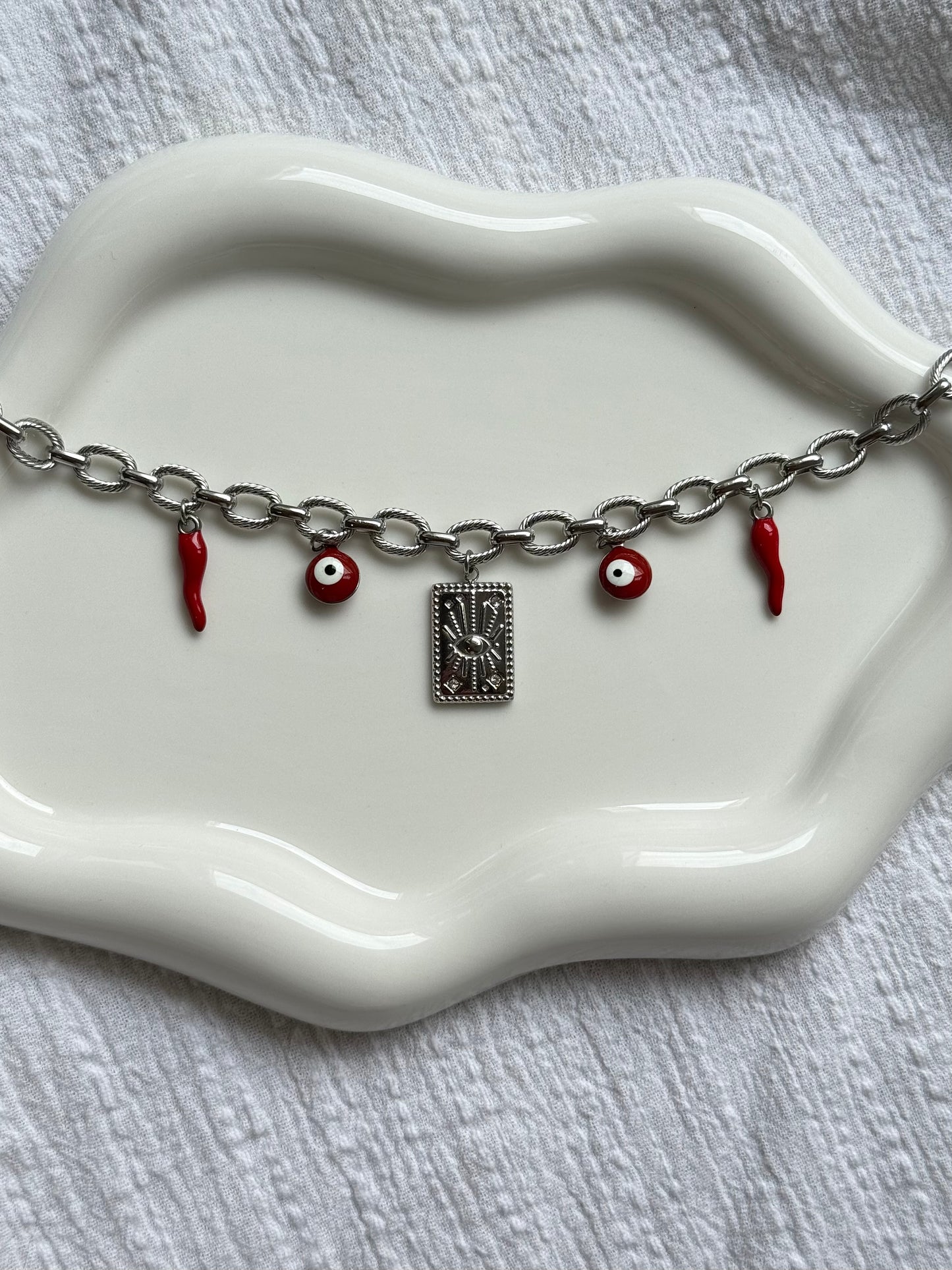 Collier Corno