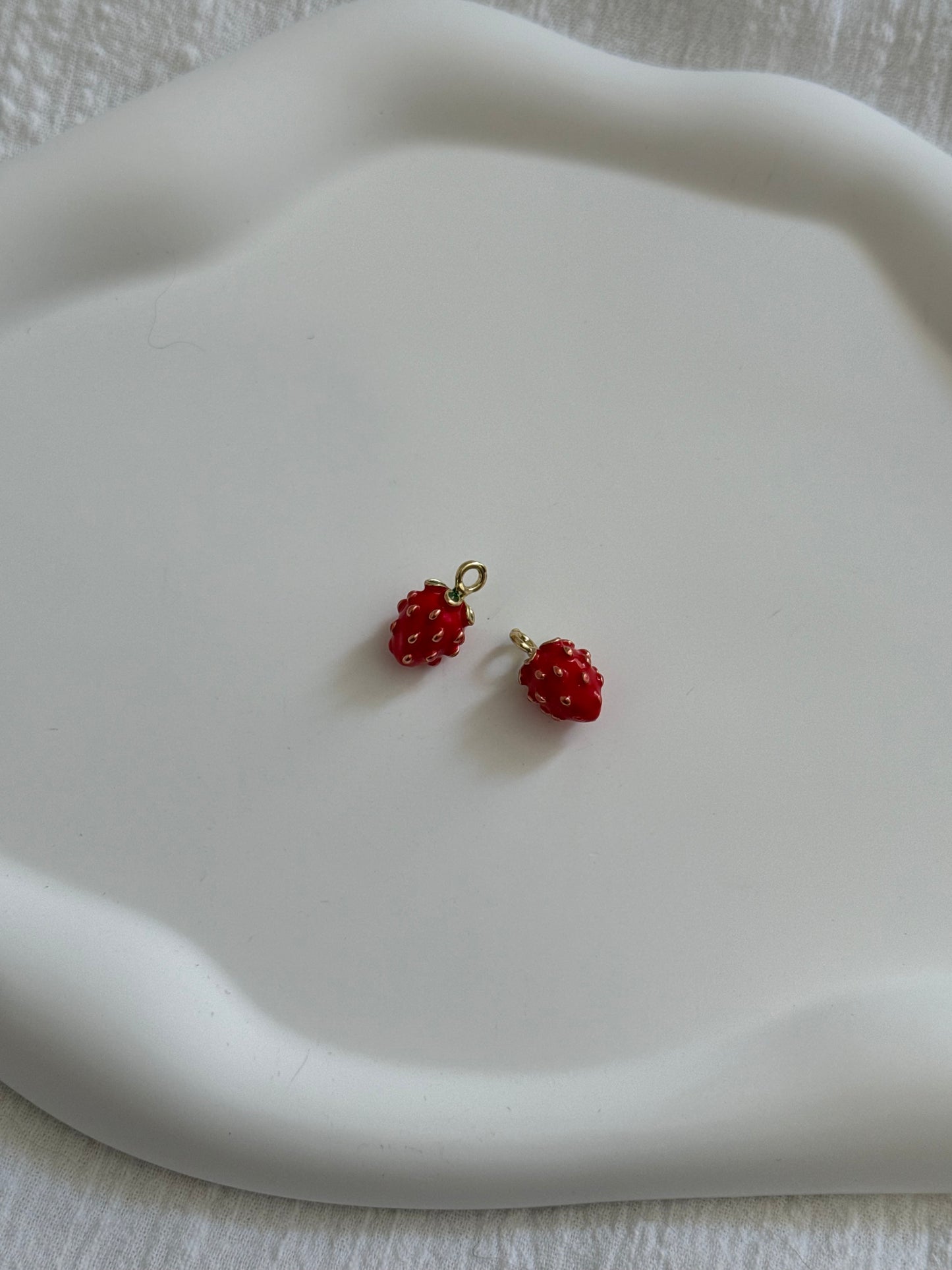 Breloque fraise
