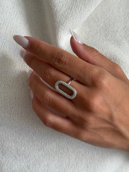 Bague ovale strass