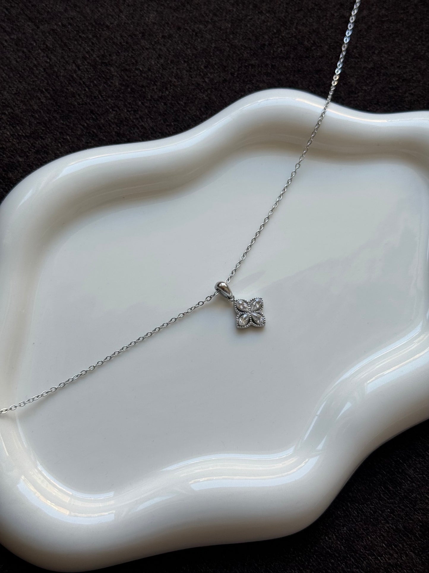 Collier trèfle