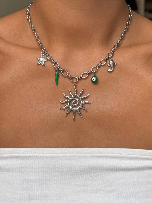 Collier Isla