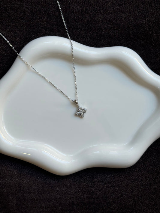 Collier trèfle