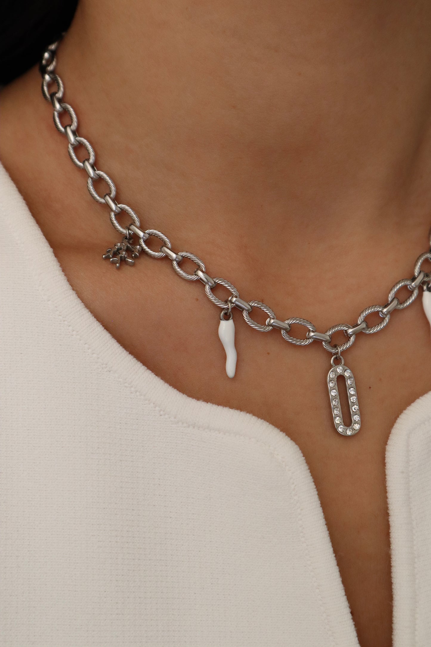 Collier Isara