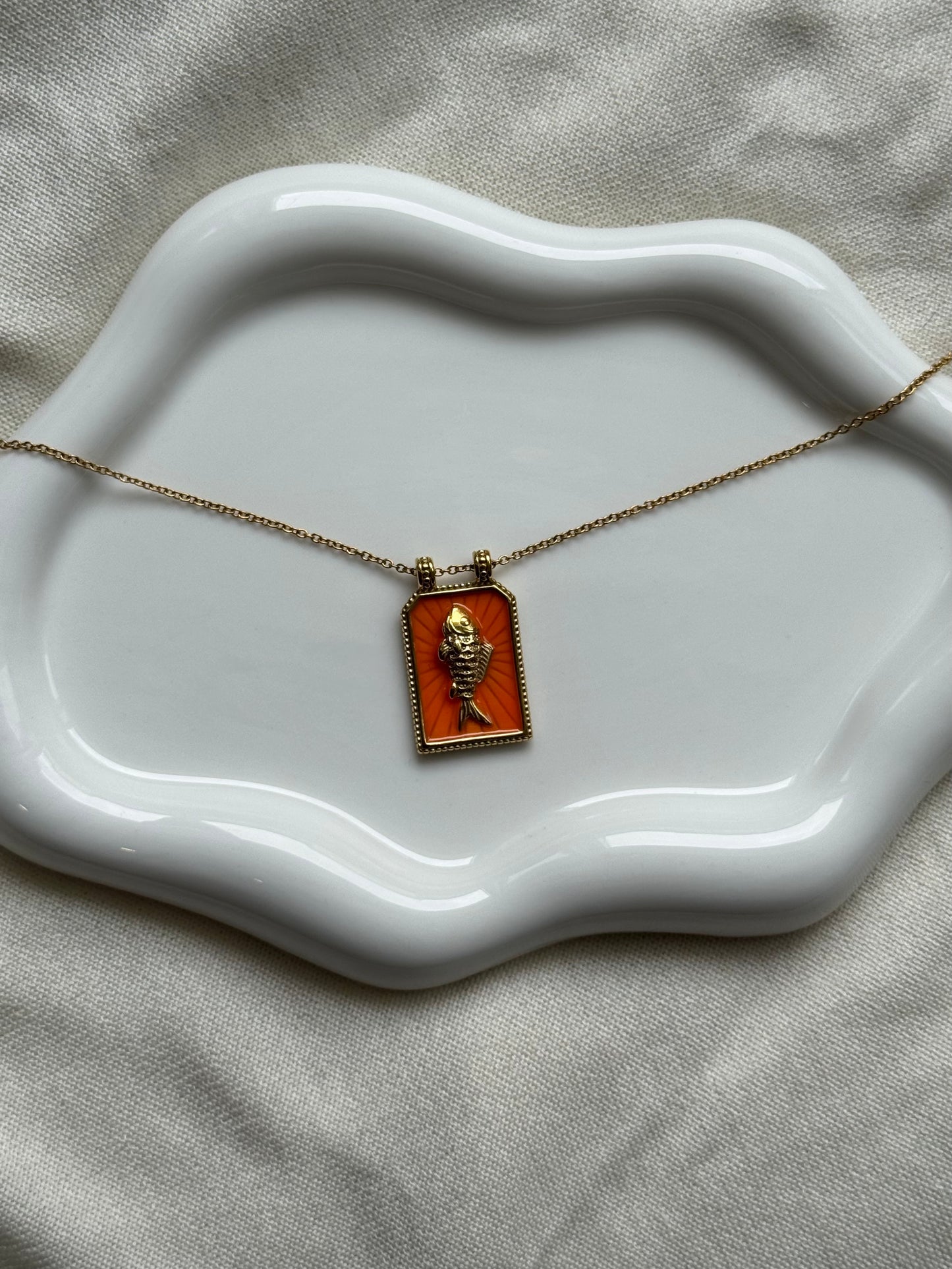 Collier Mira