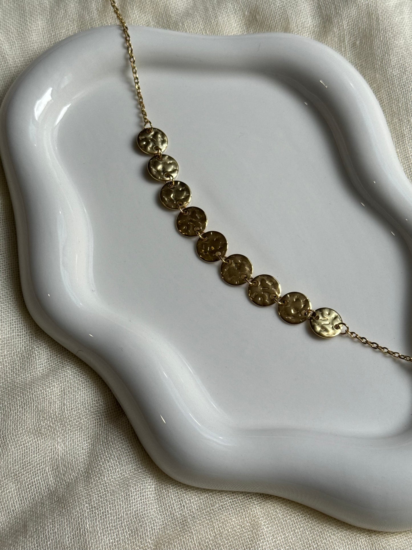 Collier Calvi