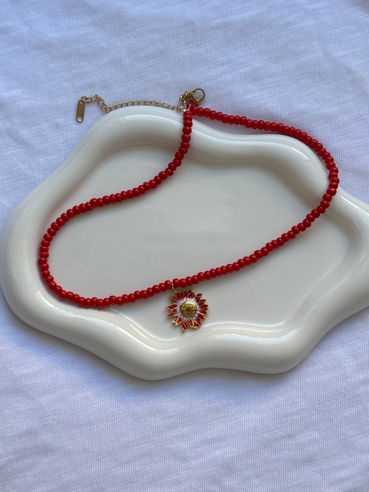 Collier Red