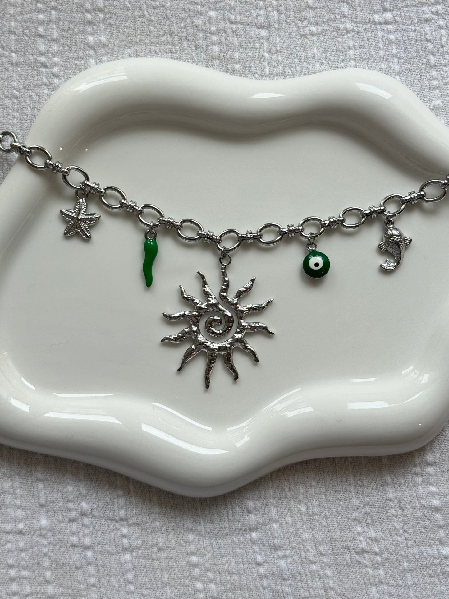 Collier Isla
